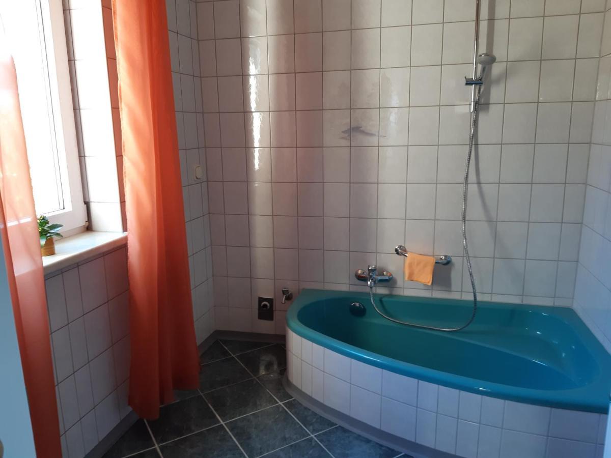 Thueringer Zimmer Suhl Ngoại thất bức ảnh